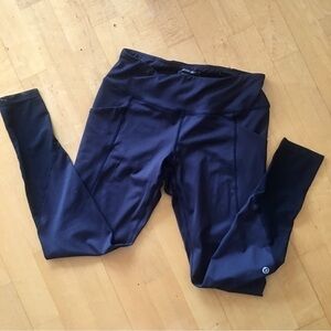 🌺 Almondon Black Mid-Rise Leggings, Mesh Detail, Size S